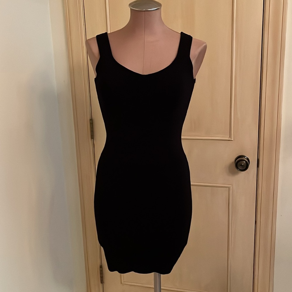 KERISMA Party Minimalist Sleeveless Bodycon Knit Modern V-Neck Black Mini XS/S